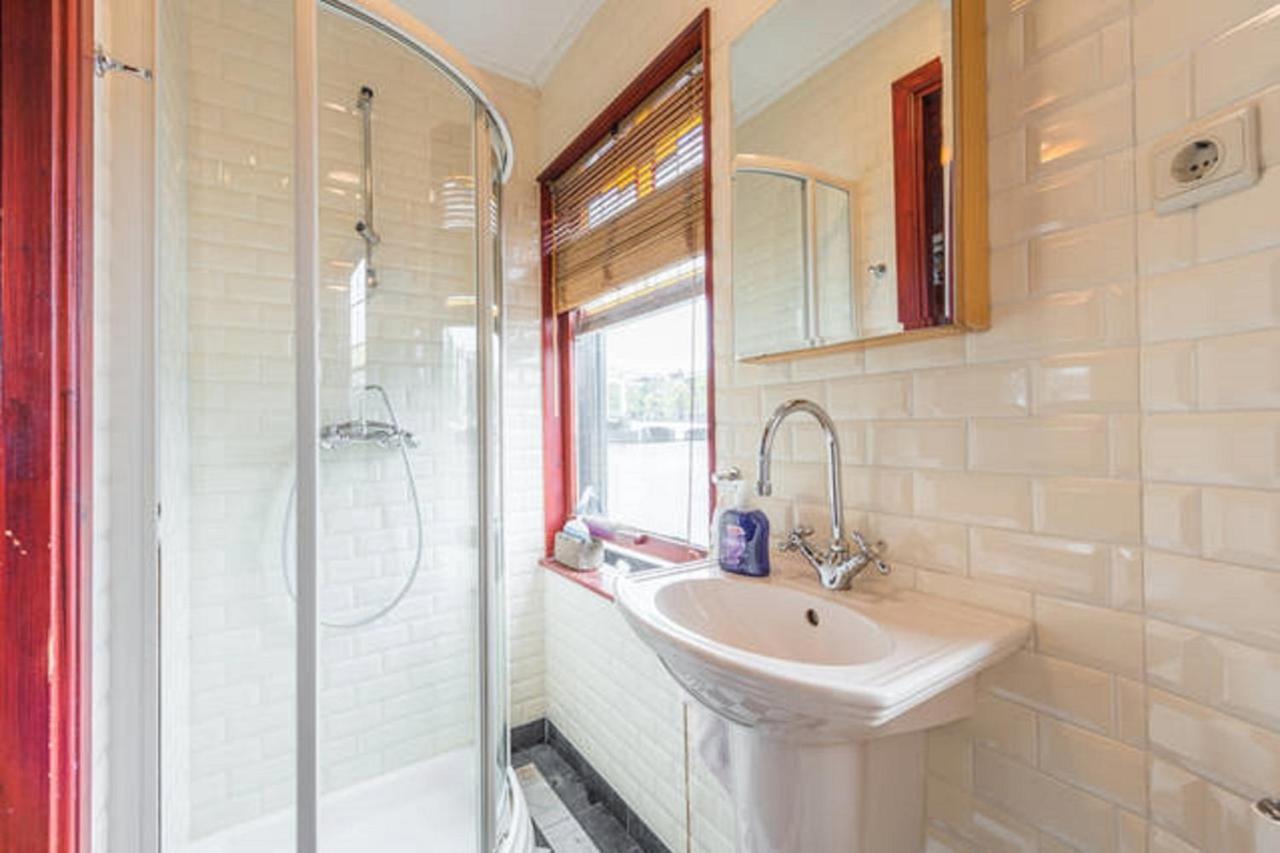 Houseboat Amstel River Studio 암스테르담 객실 사진